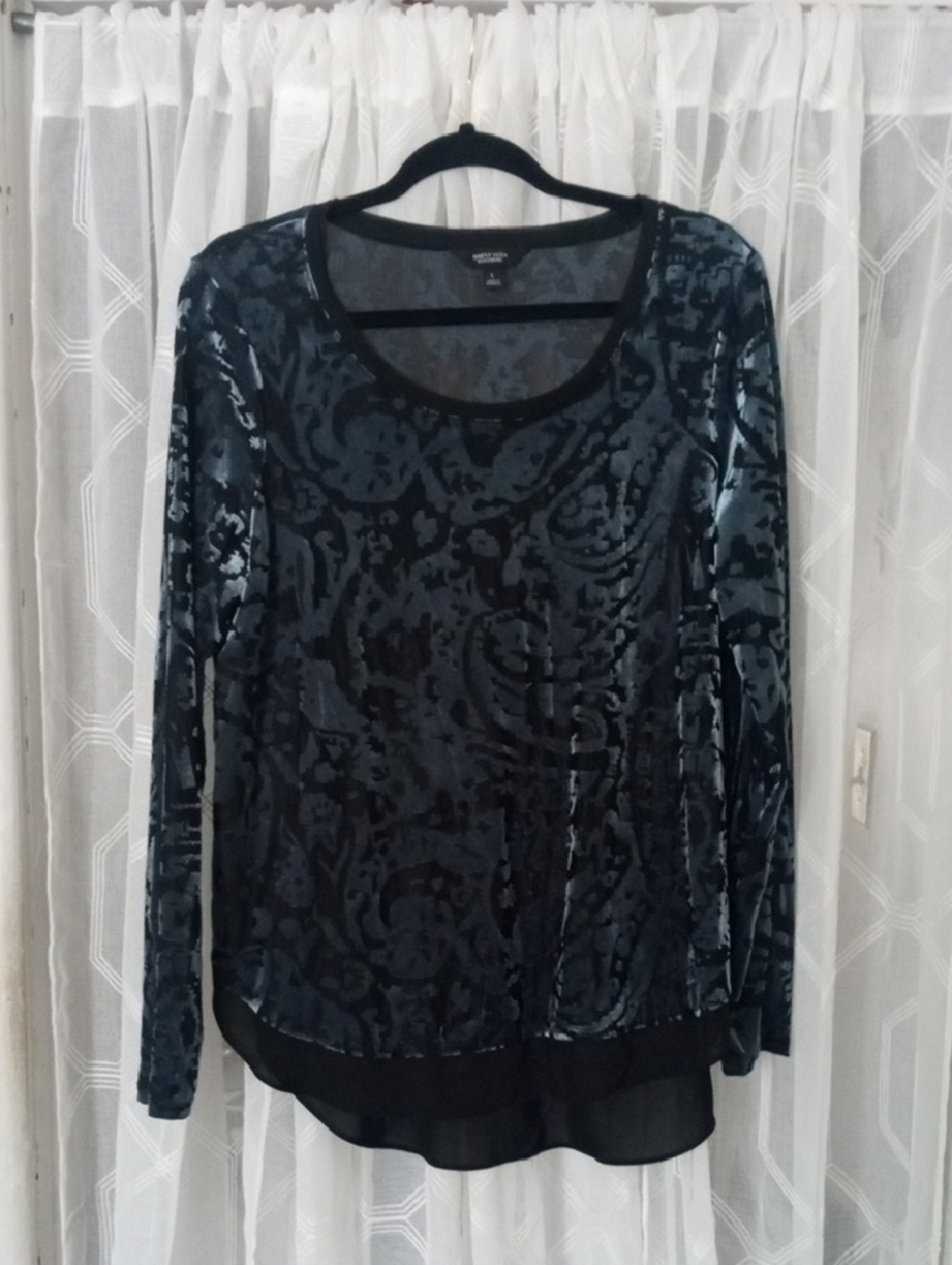 Simply Vera Vera Wang Black Velvet Burnout Long-Sleeve Top Size L